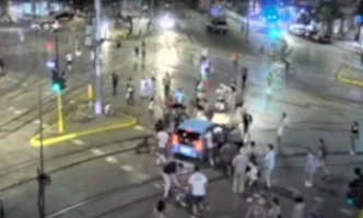 МВР показа още кадри от блокадата на столичните улици и погрома пред БНТ (ВИДЕО)