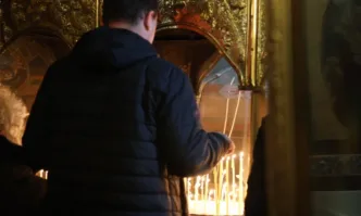 Във втория ден от Страстната седмица в православните храмове в