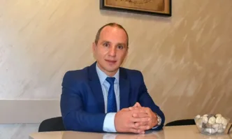 От Фейсбук профила адв Росен ДимитровИзвинявам се че веднъж се