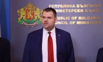 Делян Пеевски: Г-н премиер, сняг онлайн не се чисти