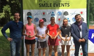 Български триумф и в двойковия турнир при девойките, чужденците похвалиха Bulgaria cup и Националния ОББ тенис център