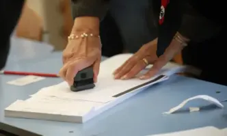 Избирателната активност към 16 00 ч е 26 4 Това сочат данните