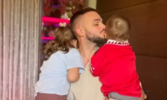 Синът на музикалния изпълнител Криско и половинката му Цвети