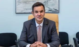 Това е оставило десетки компании без възможност да развиват своята