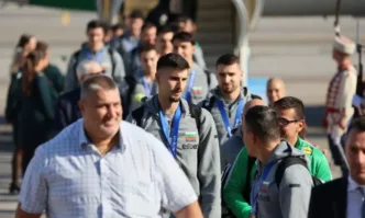 Българските волейболни национали и световни вицешампиони кацнаха на родна земя - (ОБНОВЯВА СЕ/ВИДЕО/СНИМКИ)