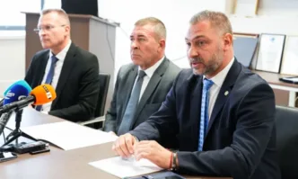 Даниел Митов поздрави ГДБОП за заловени близо 180 кг кокаин при операция във Франция (СНИМКИ)