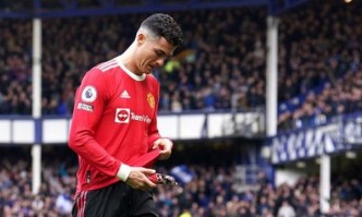 Майката на младия фен който обвини Кристиано Роналдо че го