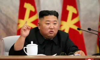 Северна Корея взриви съвместния офис за връзка с Южна Корея