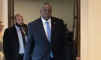 Министърът на отбраната на САЩ Лойд Остин продължава лечението си