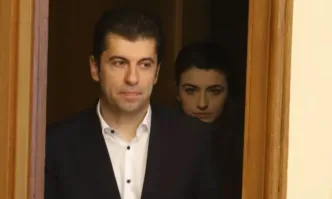 Коментар на Соня КолтуклиеваЛена Кириле е твоя приятелка Ти трябва