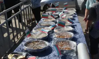 Ловешките села Малиново и Умаревци отбелязаха в събота своите традиционни