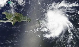Извънредно положение в Джорджия и Флорида заради урагана Дориан