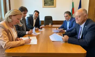 Продължаваме Промяната ПП Демократи за силна България ДСБ и Движение