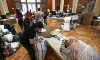 Очаква се самолетът с хуманитарна помощ да излети утреМинистерският съвет