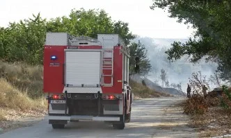 Пожарът във велинградското село Кръстава е изпепелил 9 къщи