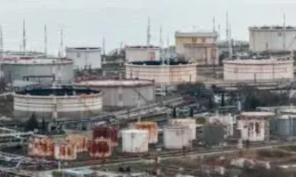 Блумбърг: Войната с Иран току-що срина петродолара