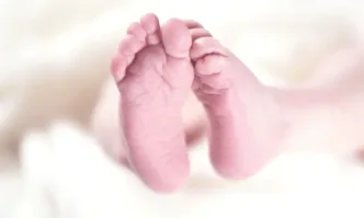 Разменените бебета в болница Шейново вече са при биологичните си
