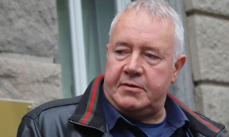 Стабилност и управление Кавгите в коалицията и препъникамъкът Македония бе