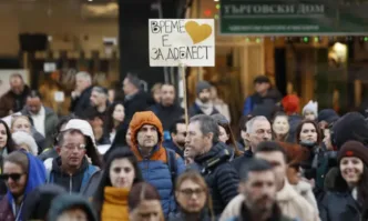 Новите плоскоземци. Новите кемтрейлсаджии. Новите борци срещу илюминатите