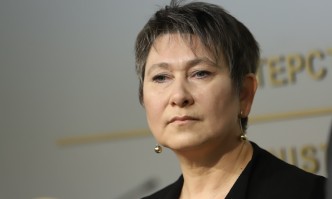 По рано днес Комисията по академична етика към министъра на образованието