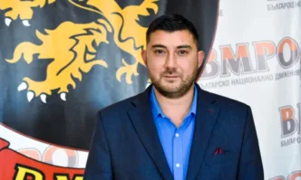 Казусът с активите на Лукойл в България вместо да върви