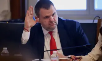 ДПС подкрепя предложението в Конституцията да бъде записано че България
