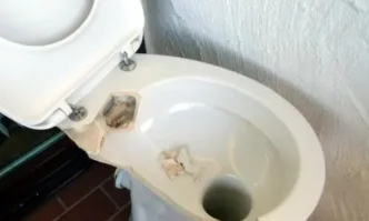 15 годишно момче е задържано за вандалска проява при която е