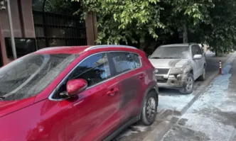 ЕС остро осъди палежа на автомобили пред българското посолство в Скопие