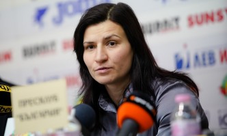 Олимпийската шампионка от Токио 2020 Стойка Кръстева получи наградата Златна