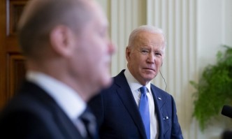 Президентът на САЩ Джо Байдън свиква в неделя извънредно заседание