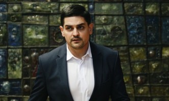 Докато спортният министър Радостин Василев си играе на каубои и