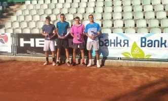 Генов и Ганчев спечелиха титлата по двойки на Държавното лично първенство по тенис на до 18 г.