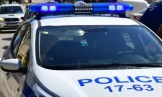 Намериха тяло на мъж пред жилищен блок в Кърджали съобщиха