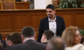 На 24 април 2023 г в Народното събрание НС е