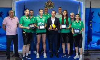Състезателките от националния отбор и треньорите ще получат премии от