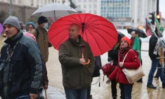 На протеста дълбоко съжаляват и се възмущават, че Шивиков е кандидат-депутат