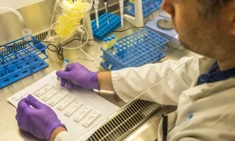 Рекорден брой заразени с COVID-19 за денонощие: Новите случаи са 436 при направени 5 431 PCR теста