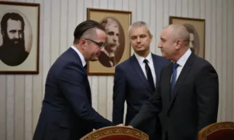 Президентът Румен Радев ще проведе консултации с представители на парламентарната