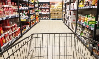 КНСБ: Инфлацията при стоките от първа необходимост е над 19% за година