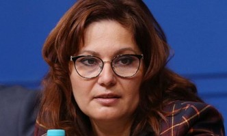 Нито една от тези три страни не желаесливането на болниците