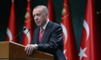 Турският президент Реджеп Тайип Ердоган днес подписа указ за насрочване
