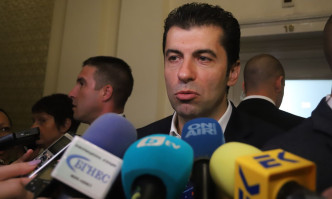 Според Петков: България получава азерски газ, но по незавършен газопровод