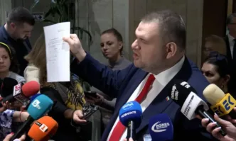 Пеевски за ПП-ДБ: Бяха 9 месеца част от нас и всеки ден идваха в моя кабинет и в този на Борисов