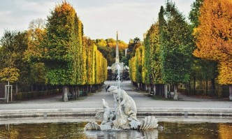 Кметът на Виена Михаел Лудвиг съобщи че от събота е