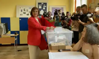 Корнелия Нинова: Гласувах за мир, на България ѝ трябва стабилност