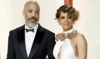 Гаджето на актрисата Хали Бери Ван Хънт сподели пиканен