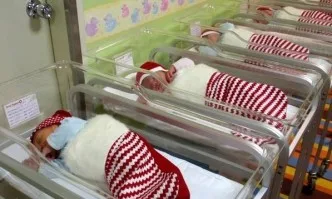 В Бургаска болница: Най-желаните коледни подаръци са бебета в чорапчета!