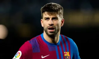 Испанският национал Жерар Пике в четвъртък изненадващо обяви че слага