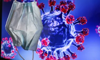 Затварят училищата въвеждат се маски в градския транспорт аптеки и