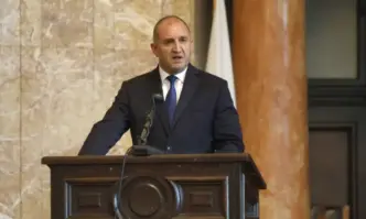 Според депутата Радев трябва да получи институционален отговор макар закъснял